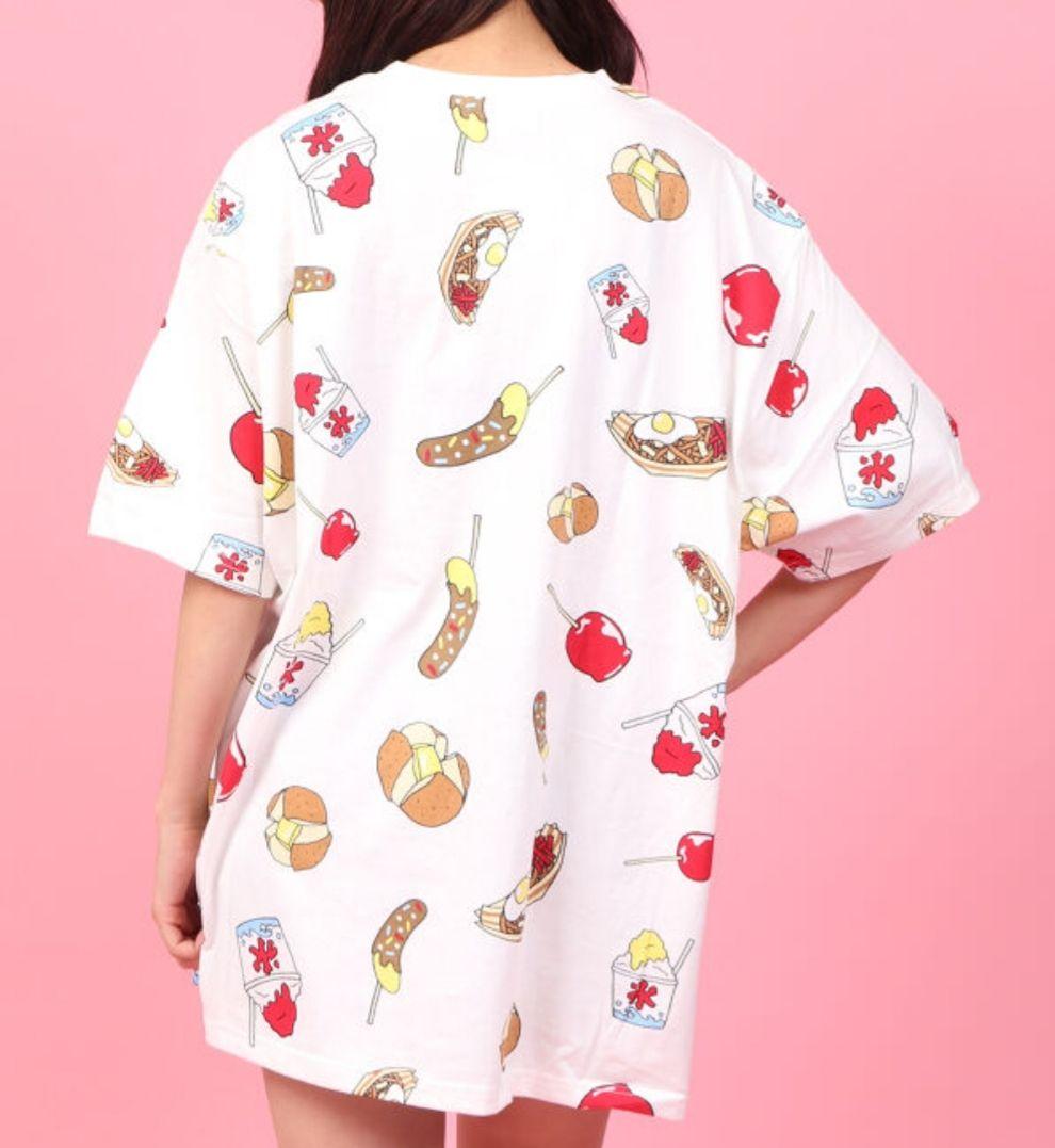 新品 お祭り punyus Tシャツ プニュズ 屋台 焼きそば 総柄 りんご飴
