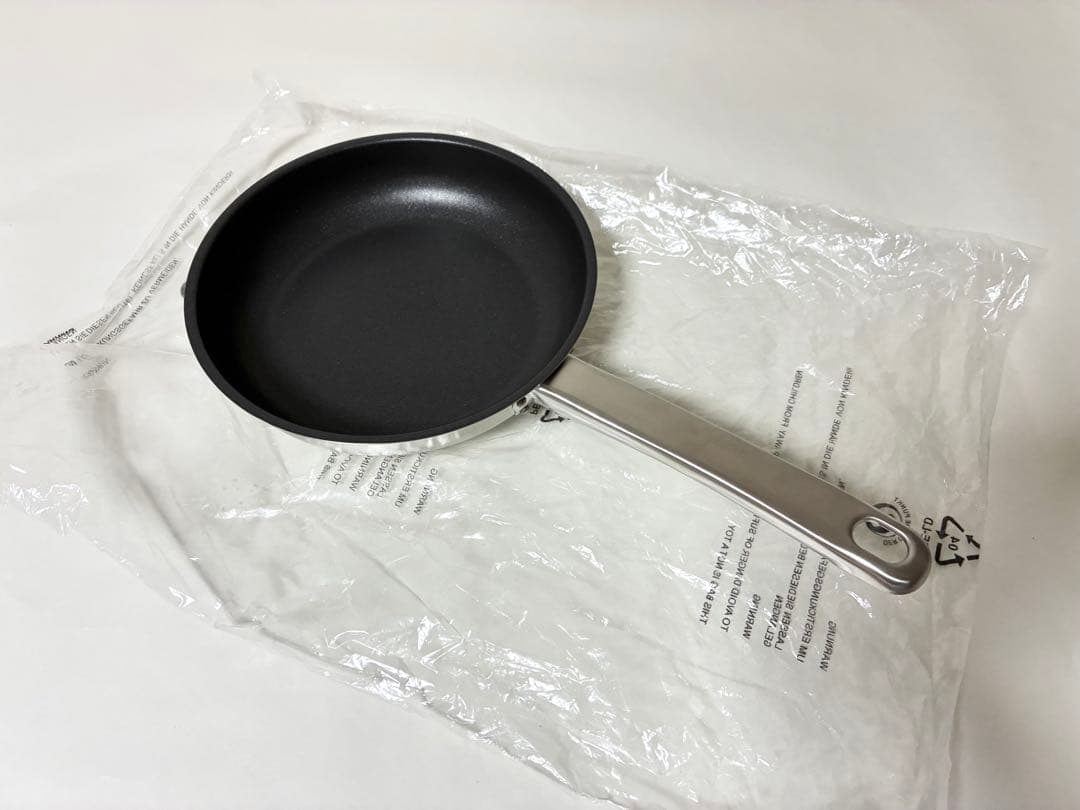 ZWILLING Moment 20cm フライパン　新品未使用