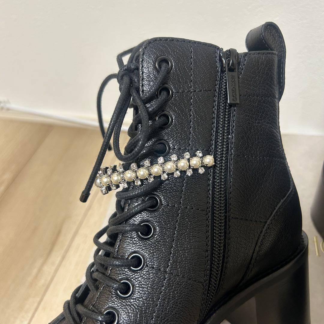 JIMMY CHOO ジミーチュウ ショートブーツパール付き