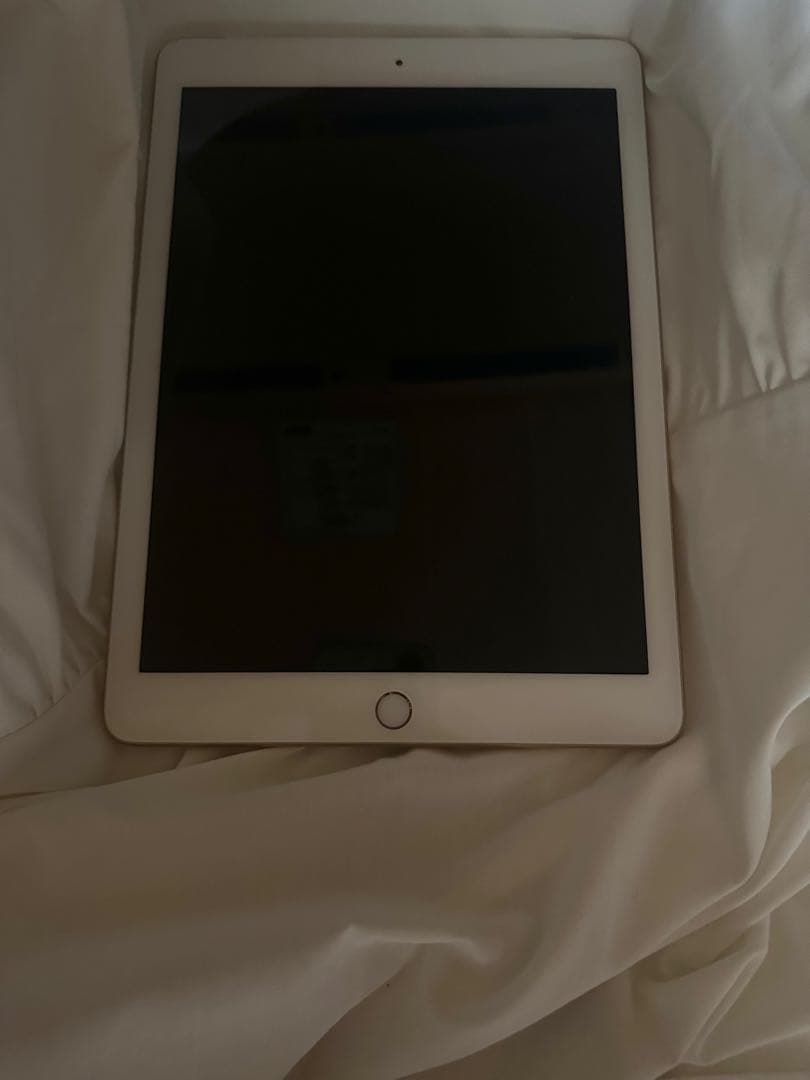 極美品✨iPad 第6世代 32GB WiFi＋Cellularゴールドピンク