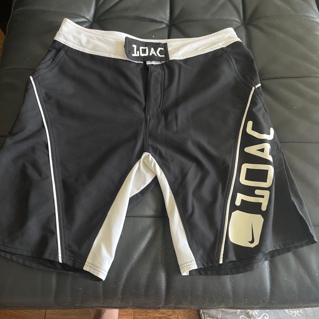 超希少　Nike ショートパンツ 黒/白　10AC Lサイズ