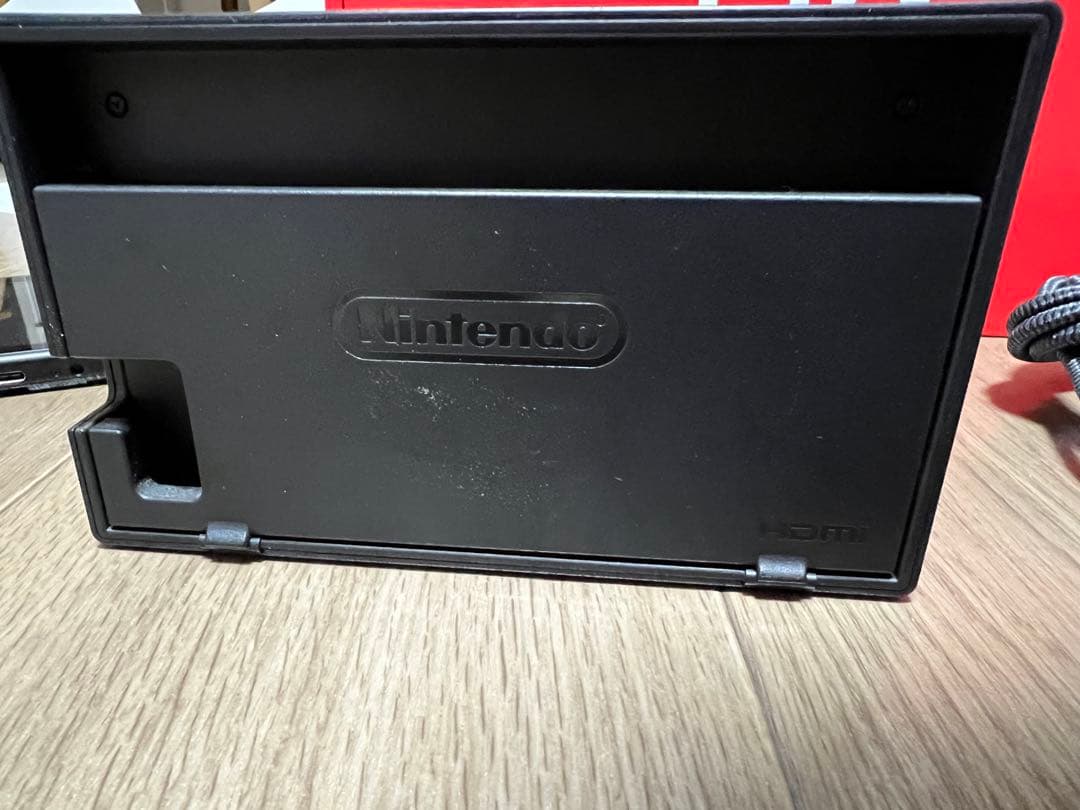Nintendo Switch 本体 赤 プロコン、microSD128GB付