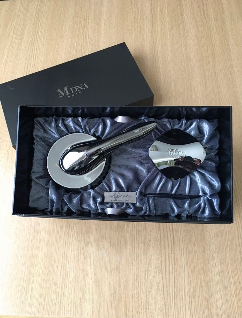 【新品未開封】MDNA SKIN マグネティックフロー&スキンリジュビネーター