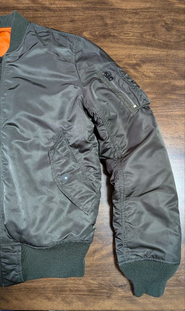 ALPHA INDUSTRIES MA-1 フライトジャケット カーキ　サイズＳ