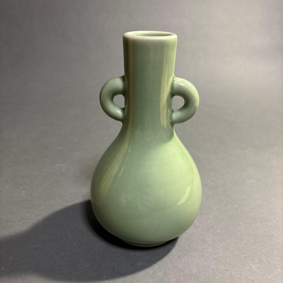 徳泉　青磁　花瓶　共箱