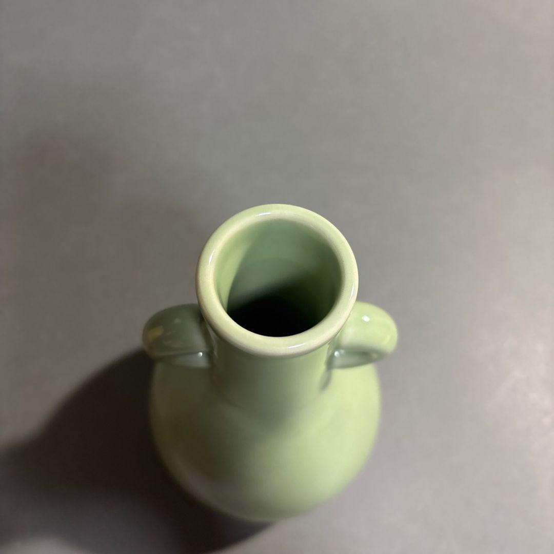 徳泉　青磁　花瓶　共箱