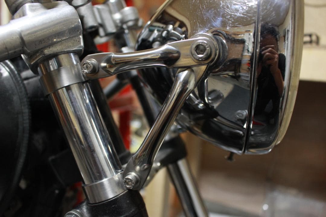 SR400 ショート パイプ ヘッドライトステー φ３５ステンレス