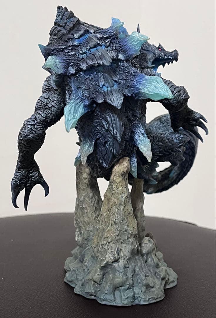 【箱付き】モンスターハンター　クリエイターズモデル ラギアクルス希少種