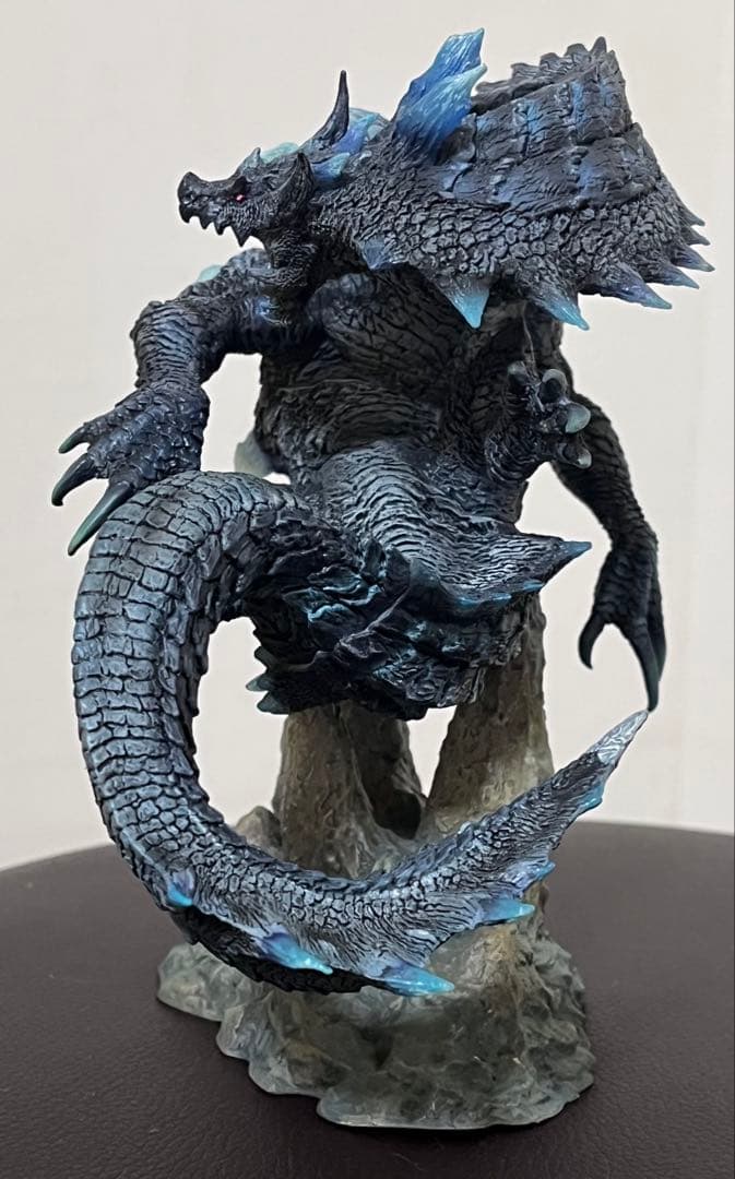 【箱付き】モンスターハンター　クリエイターズモデル ラギアクルス希少種