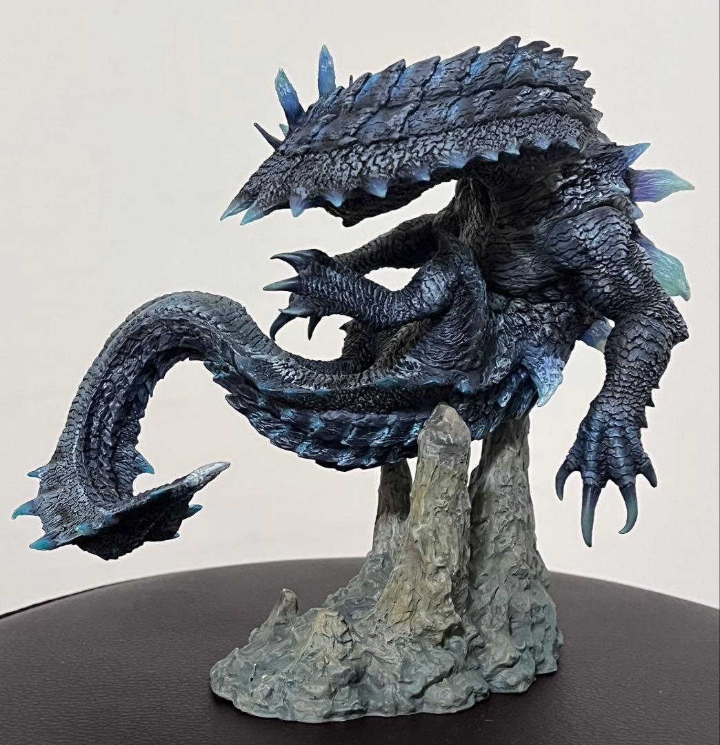 【箱付き】モンスターハンター　クリエイターズモデル ラギアクルス希少種