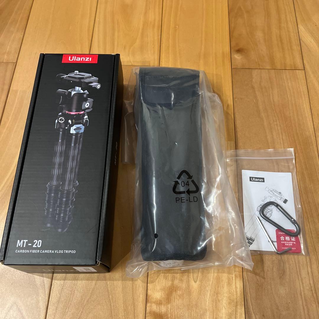 Ulanzi MT-20 カーボン カメラ三脚 軽量 ポータブル 三段式