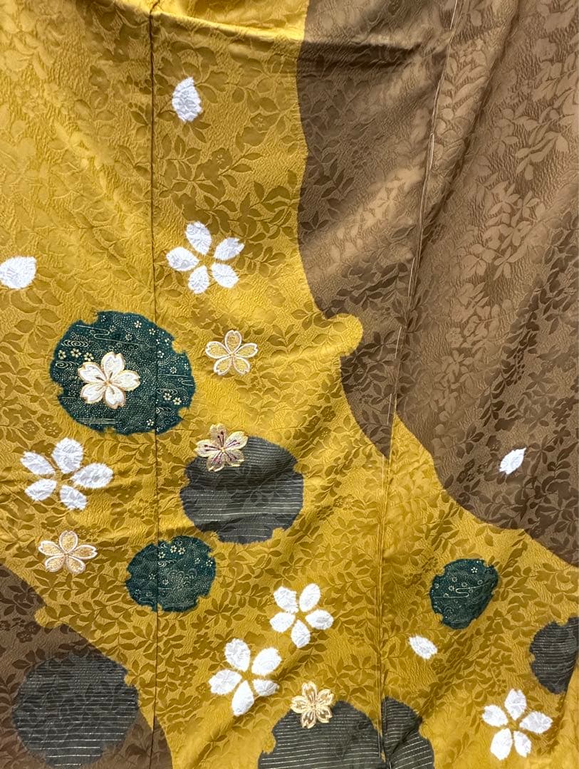 お*様 正絹 振袖 絞り 刺繍 金駒 雪輪 紋意匠 未仕立て品 仮絵羽