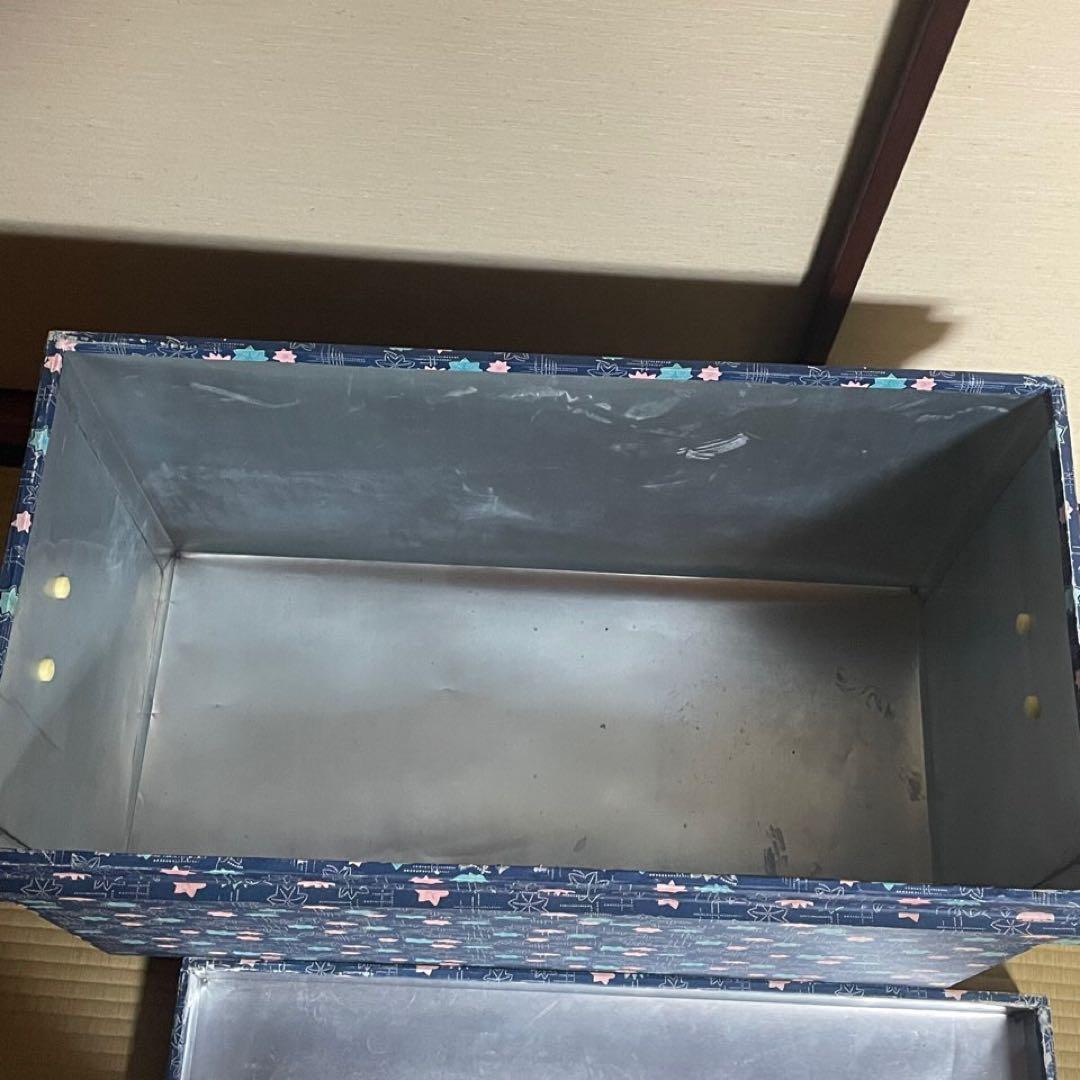 ★ 茶箱1　大　和紙張り　昭和レトロ　キャスター付き　押入れ収納
