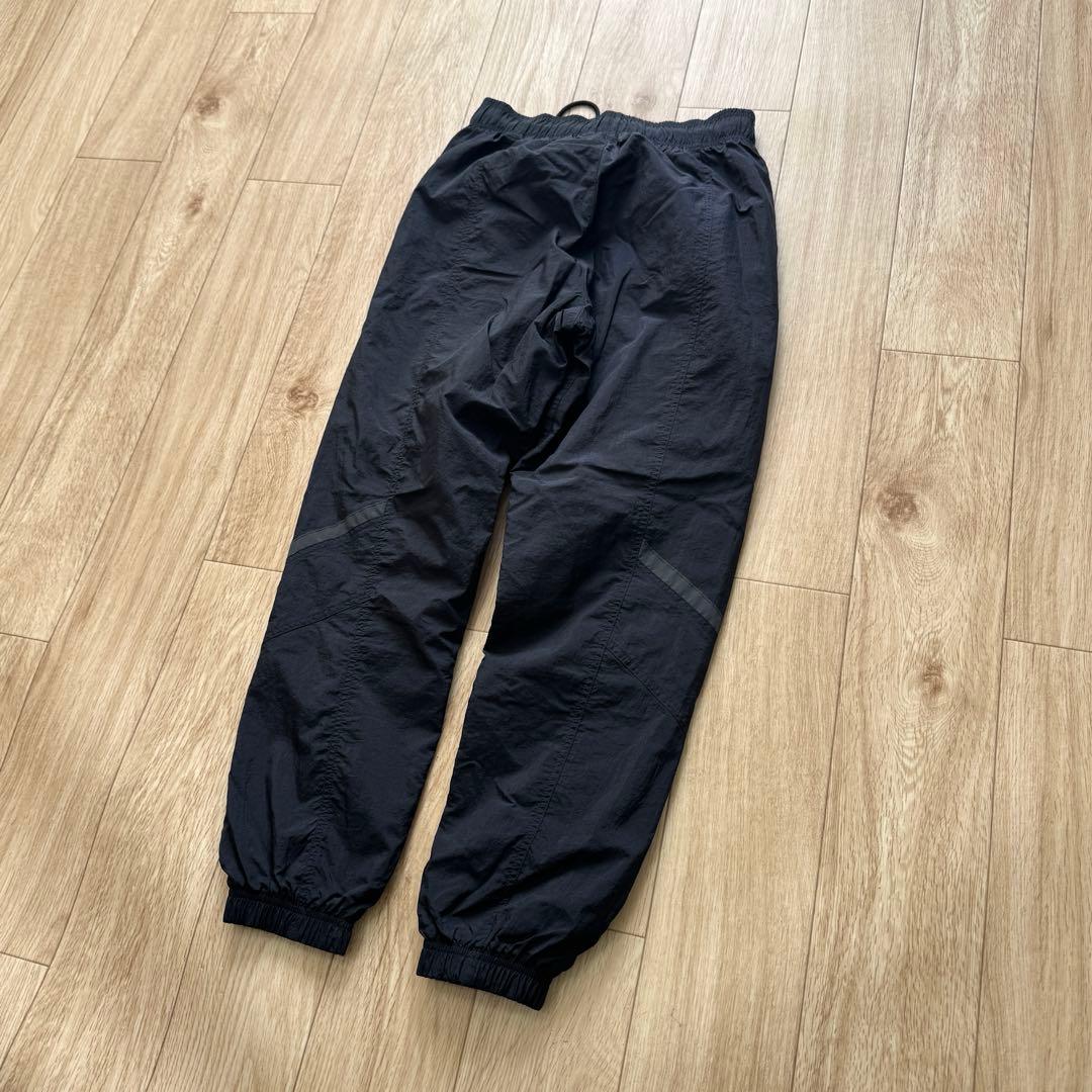 NIKE ナイロンパンツ S 未使用級 【コムドットやまと着用モデル】
