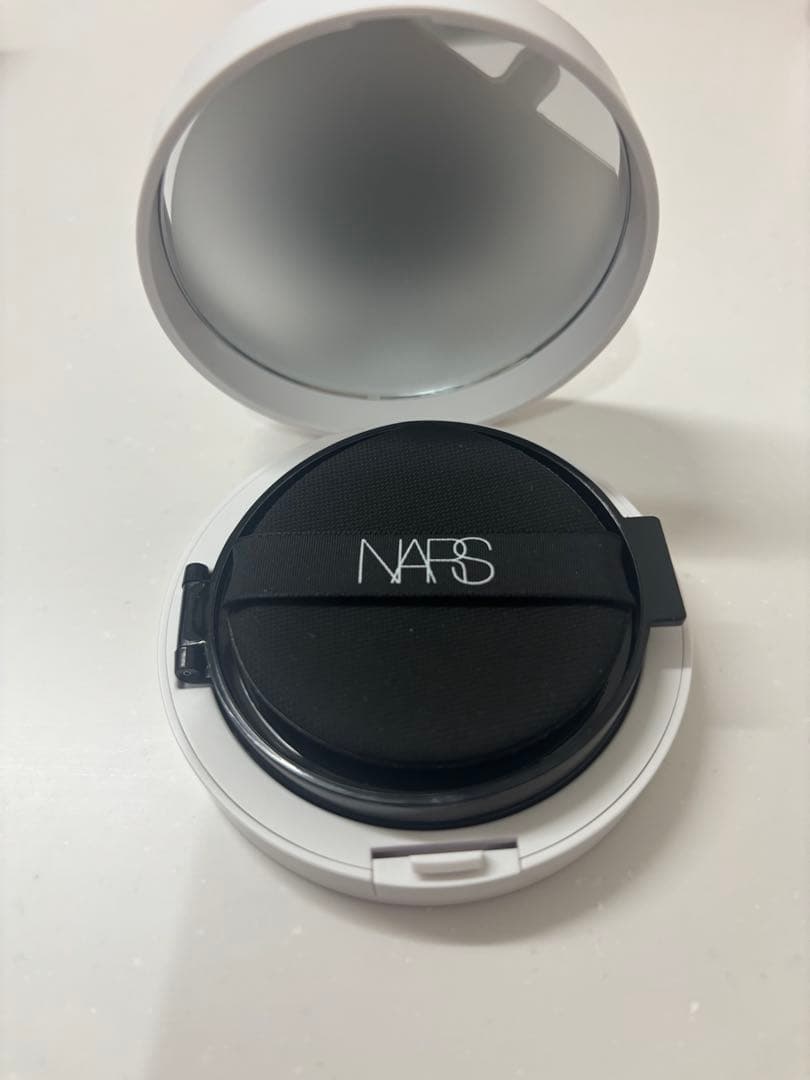 ローズ❤️です　NARS ナーズ　クッションファンデーション