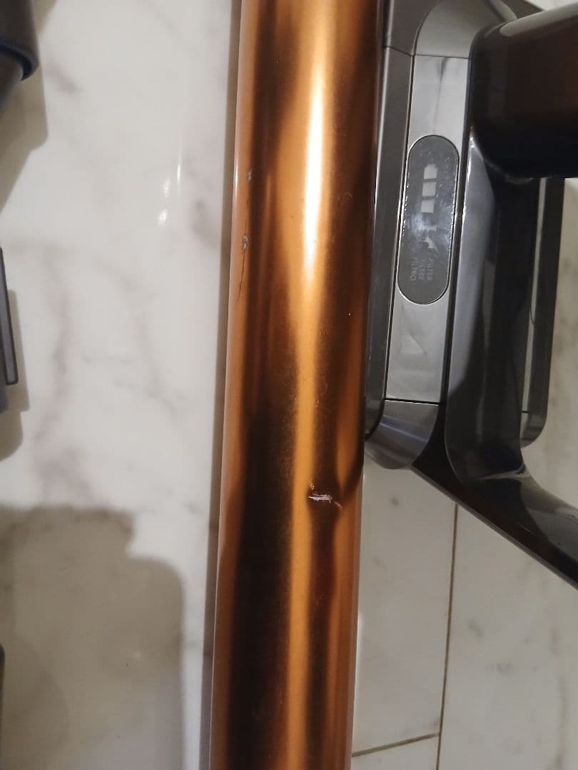 M*屋様 Dyson V10 Fluffy 動作品 付属品多数 純正ヘッド付