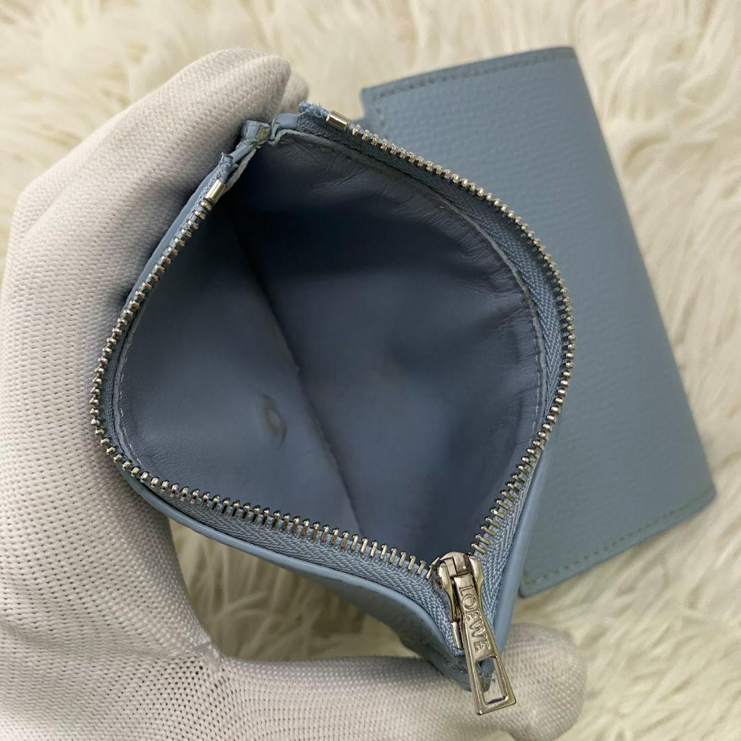 極美品 完売色 ロエベ バーティカルウォレット スモール ダスティブルー