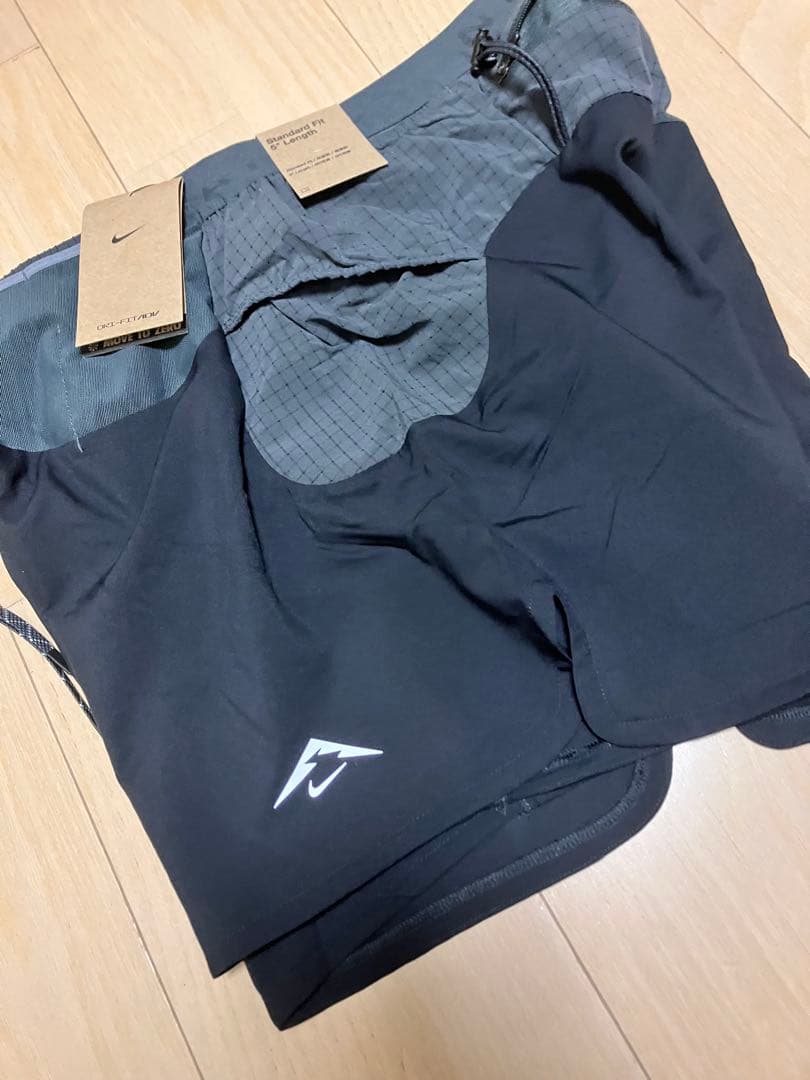 ナイキ トレイル セカンド サンライズ 13cm Dri-FITランニング M