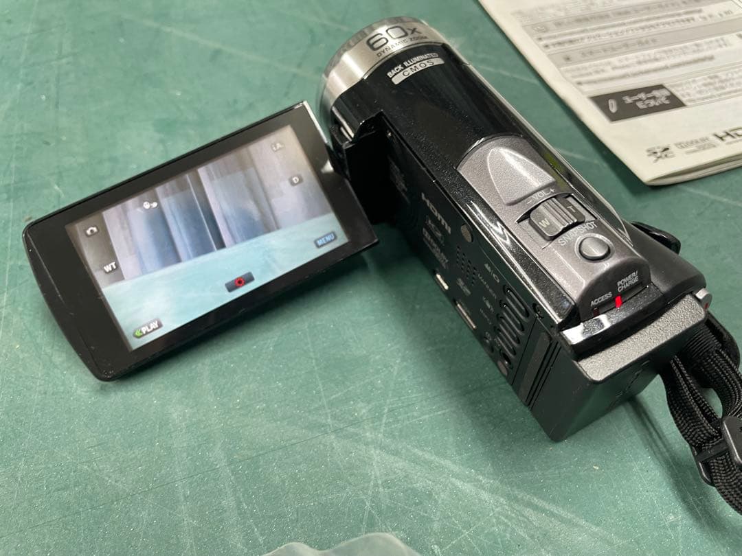 JVC フルHDビデオカメラ GZ-E880
