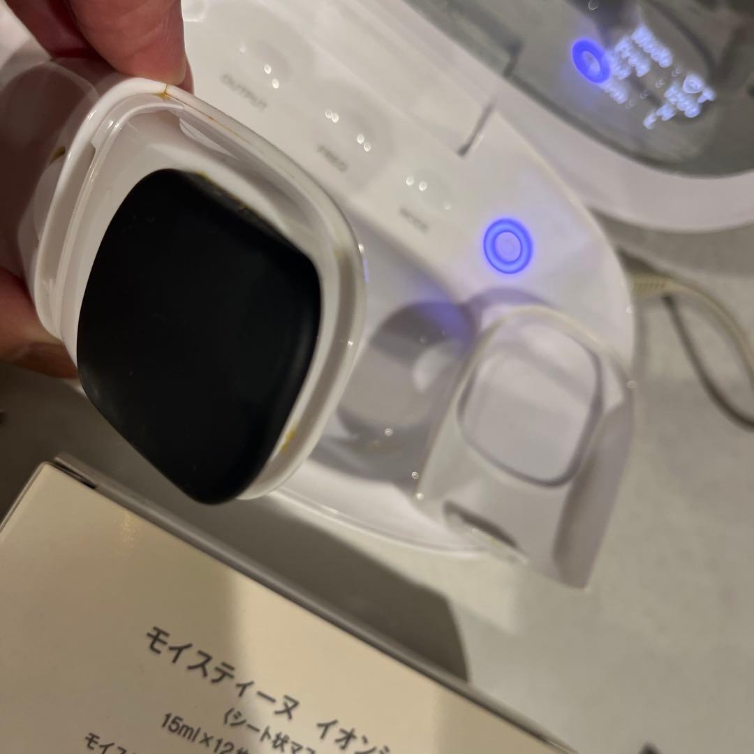 タイムサービス【美品】モイスティーヌ　美顔器、フェイスマスク、イオンシートセット