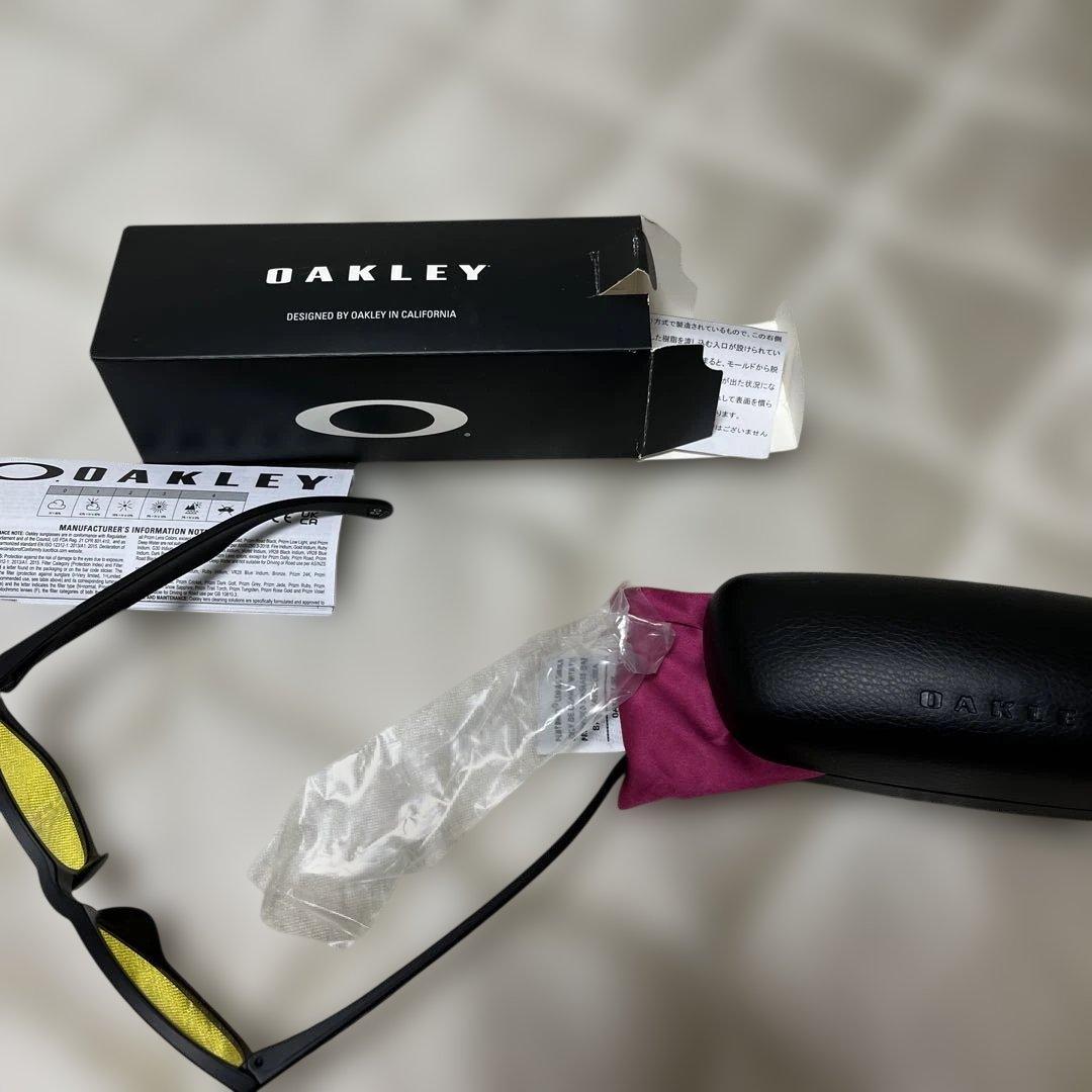 OAKLEY イエローレンズ サングラス