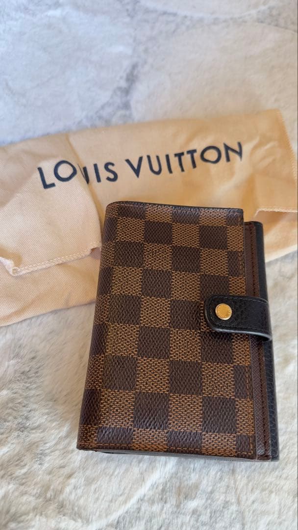 バ*ュ様 LOUIS VUITTON ダミエ 二つ折り財布