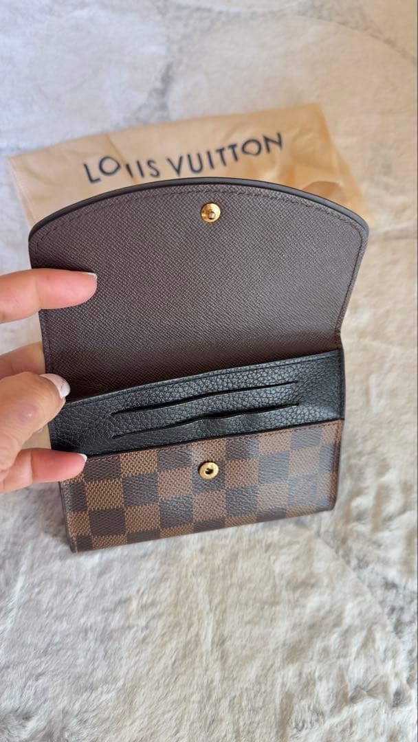 バ*ュ様 LOUIS VUITTON ダミエ 二つ折り財布