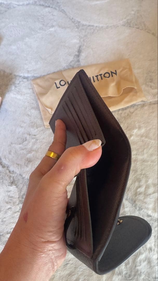 バ*ュ様 LOUIS VUITTON ダミエ 二つ折り財布