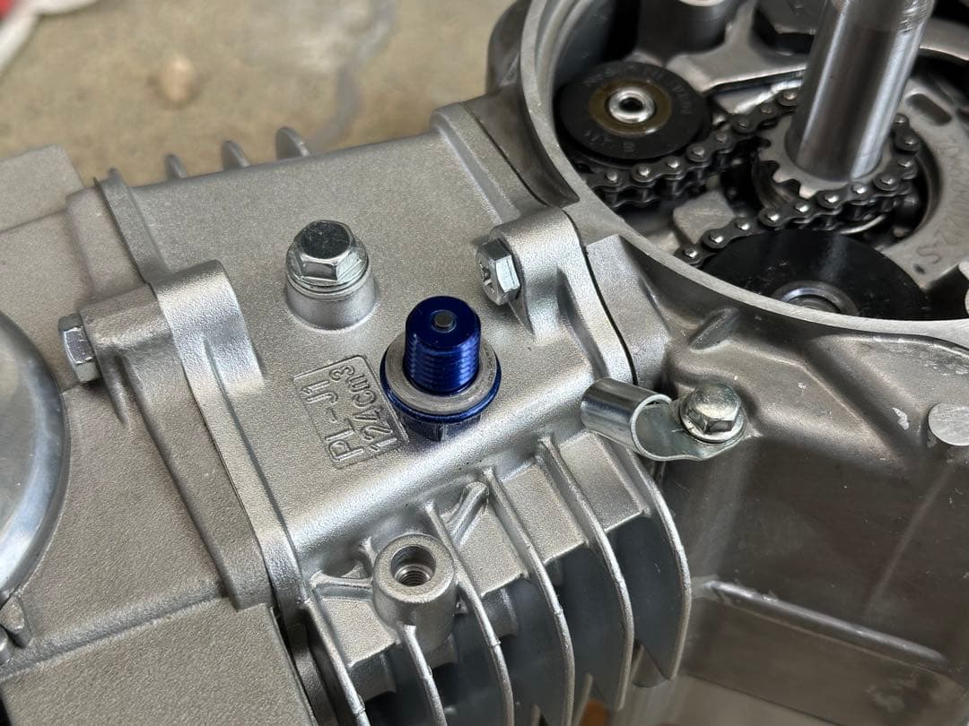GPX125 エンジン本体 初期整備済み 未走行 始動確認のみ