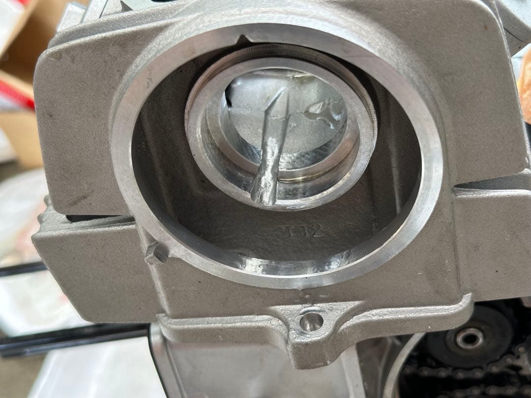GPX125 エンジン本体 初期整備済み 未走行 始動確認のみ