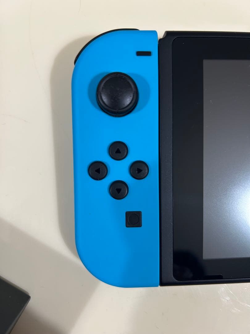 ★美品 NintendoSwitch ネオンブルー/ネオンレッド本体【数回使用】