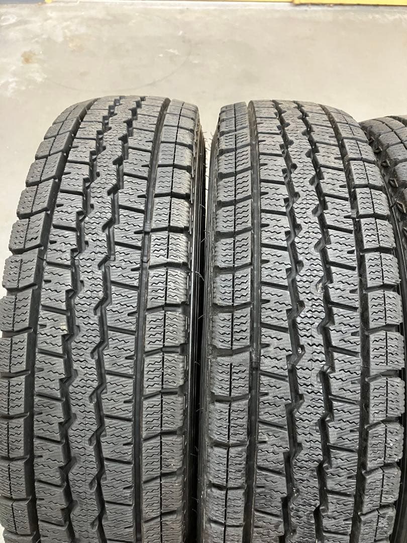 超バリ山 145R12 6PR ダンロップ SV01 スタッドレス 軽トラ軽バン