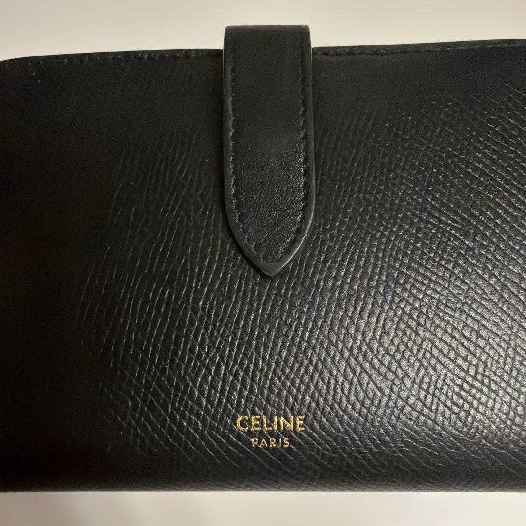 CELINE ブラックレザー 二つ折り財布