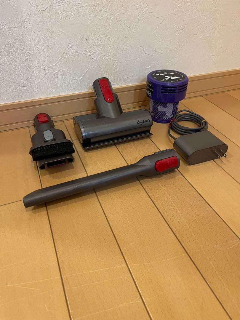 Dyson V10 SV12 フルセット 動作確認清掃済み 美品