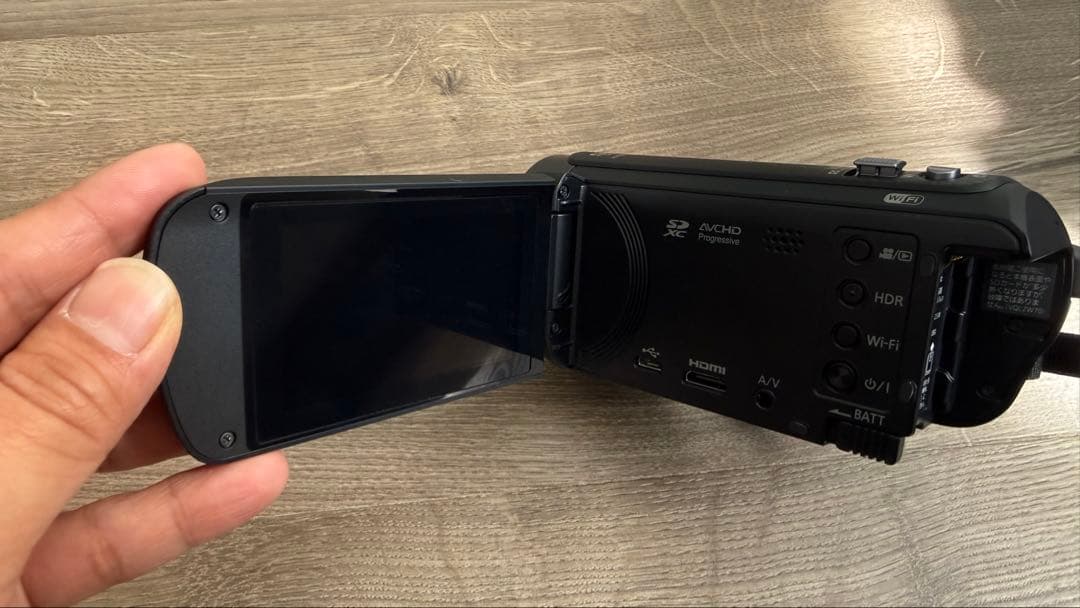 美品展示品　Panasonic HC-V495M ビデオカメラ 64GB