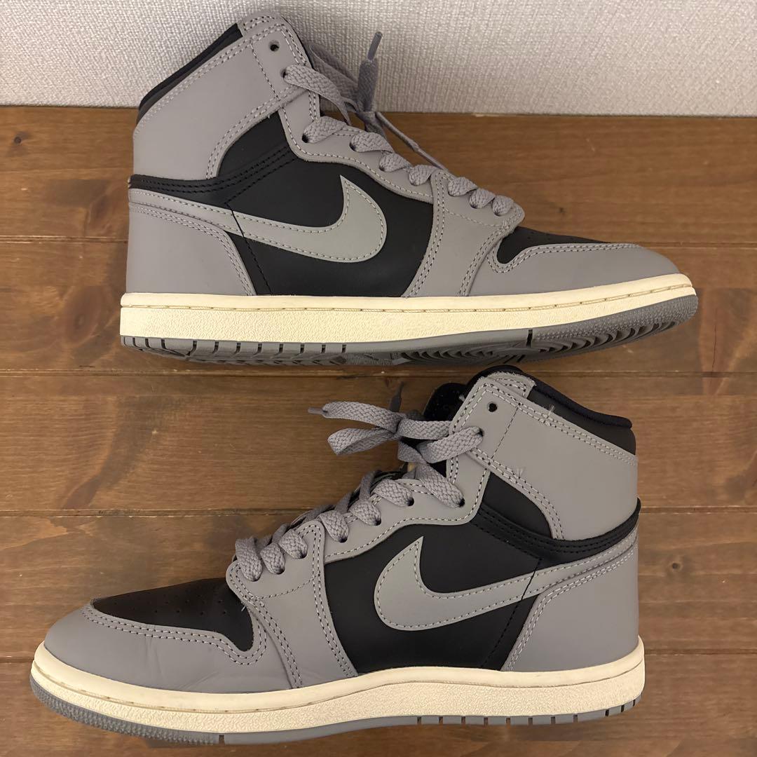 ナイキ　AJ1 リバースシャドウ