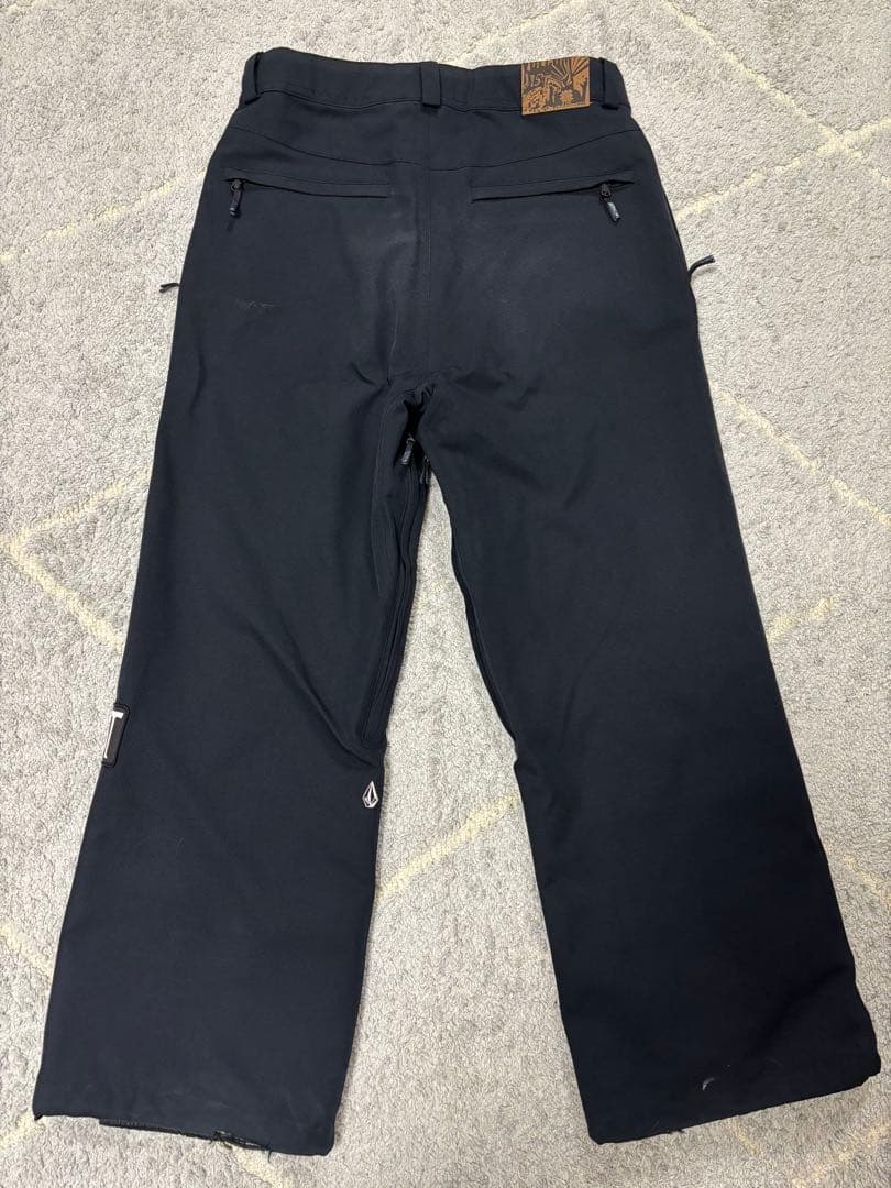 volcom dustbox コラボパンツ　スノーボードウェア