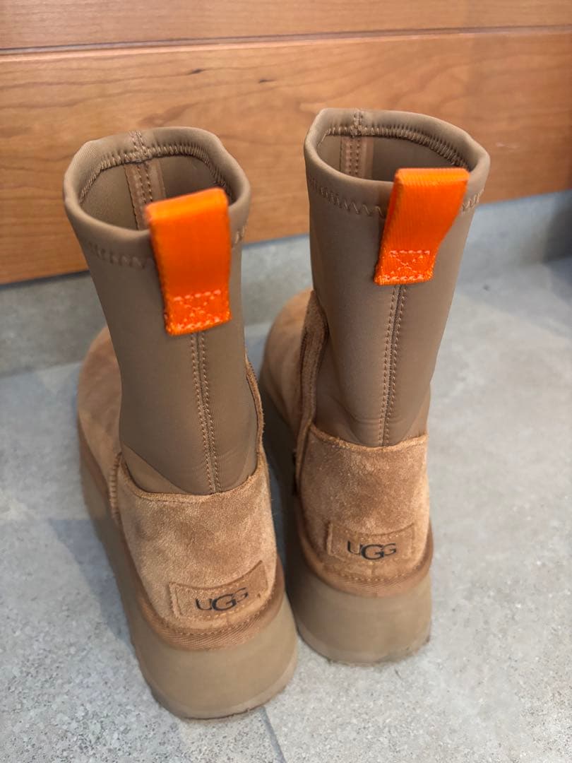 断捨離中※UGG クラシックディッパー ブラウン スエード 厚底 ムートン