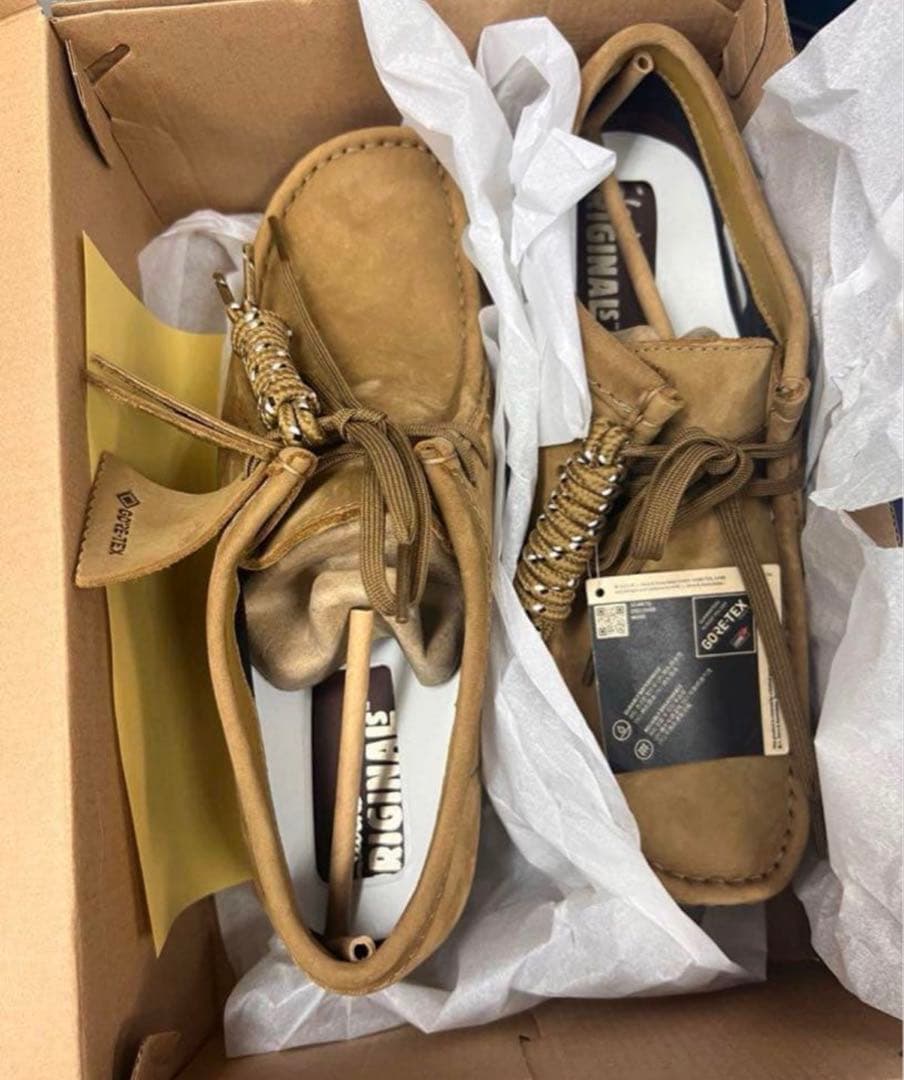 クラークス ワラビーゴアテックス CLARKS WALLABEE GTX