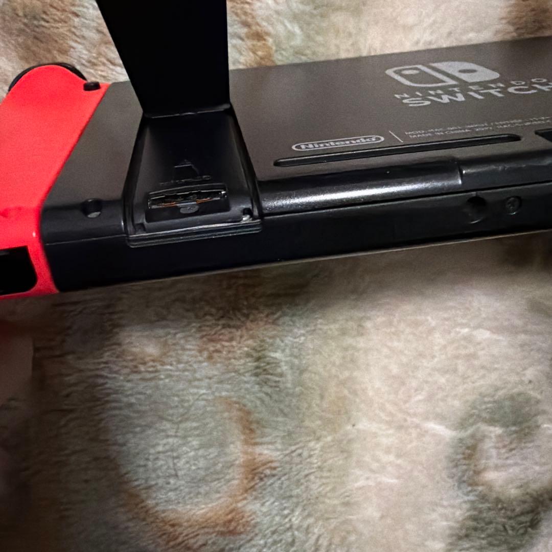 Nintendo Switch 本体　ソフト付き　テレビ出力できません。