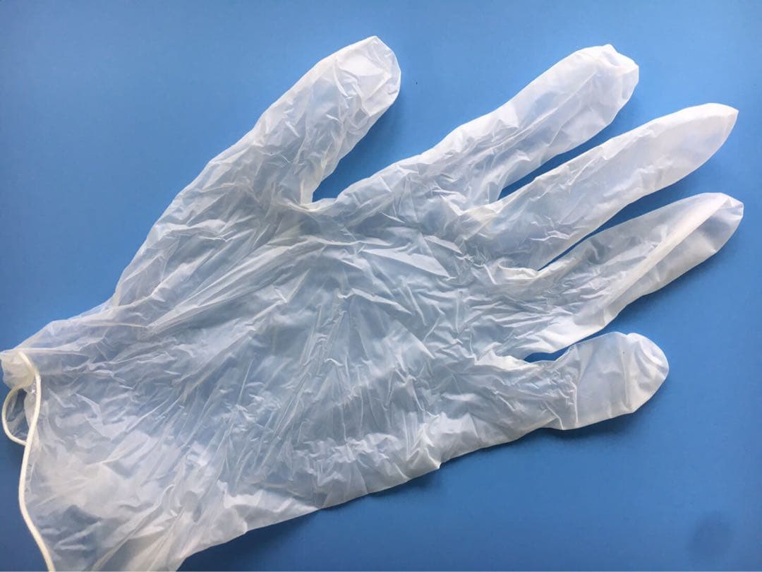プラスチック手袋 パウダーフリー M 100枚入 20箱 新品未開封　2ケース