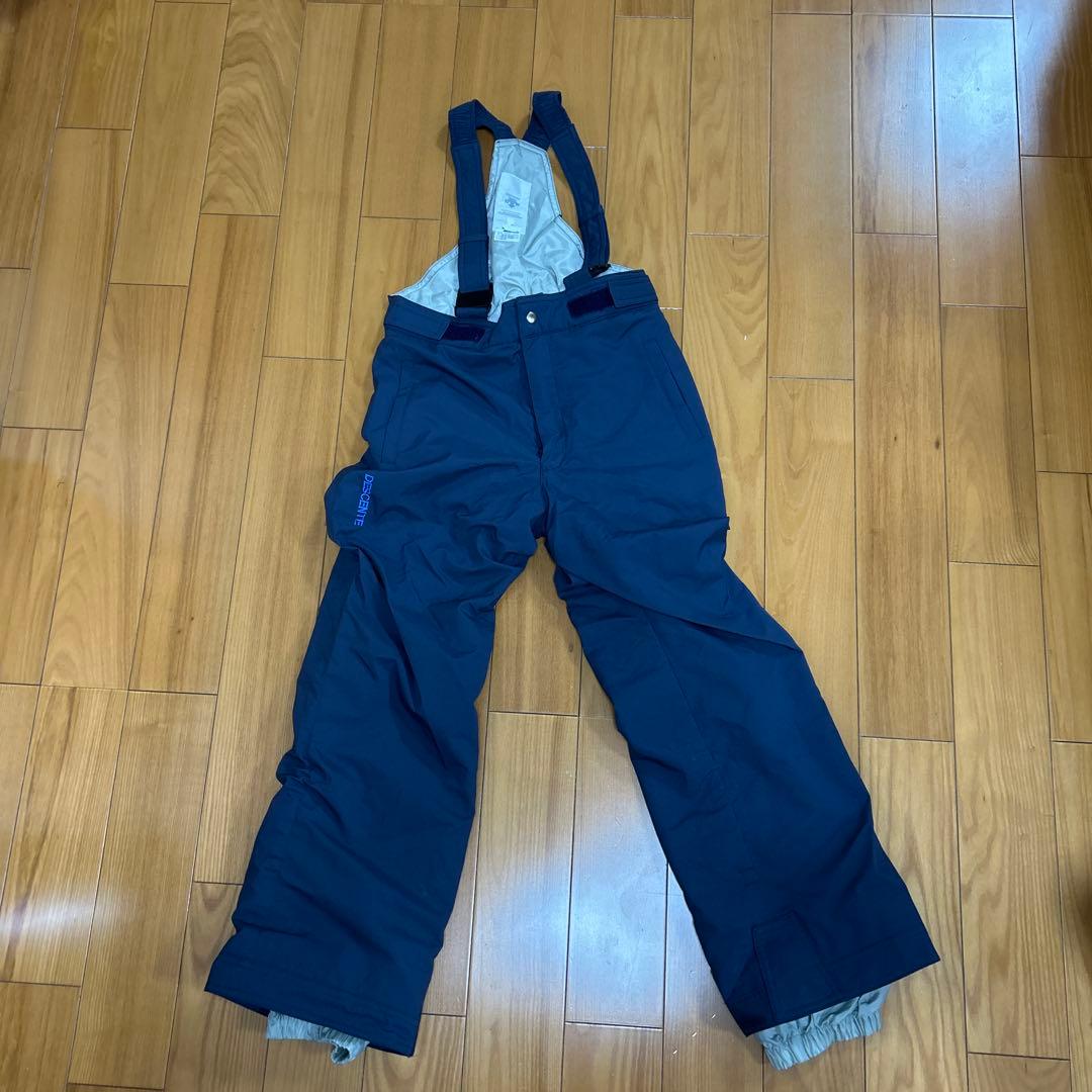 【美品】DESCENTE スキーウェアセット スイス代表モデル子ども用140㎝