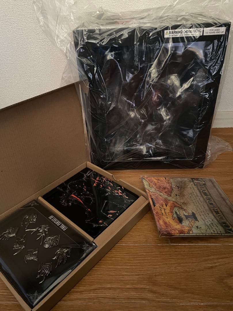 ファイナルファンタジー16 コレクターズエディション フィギュアと付属品