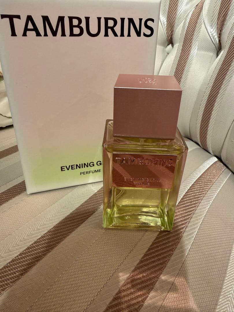 新品未使用ダンバリンズEVENING GLOW 50ml ユニセックス 香水