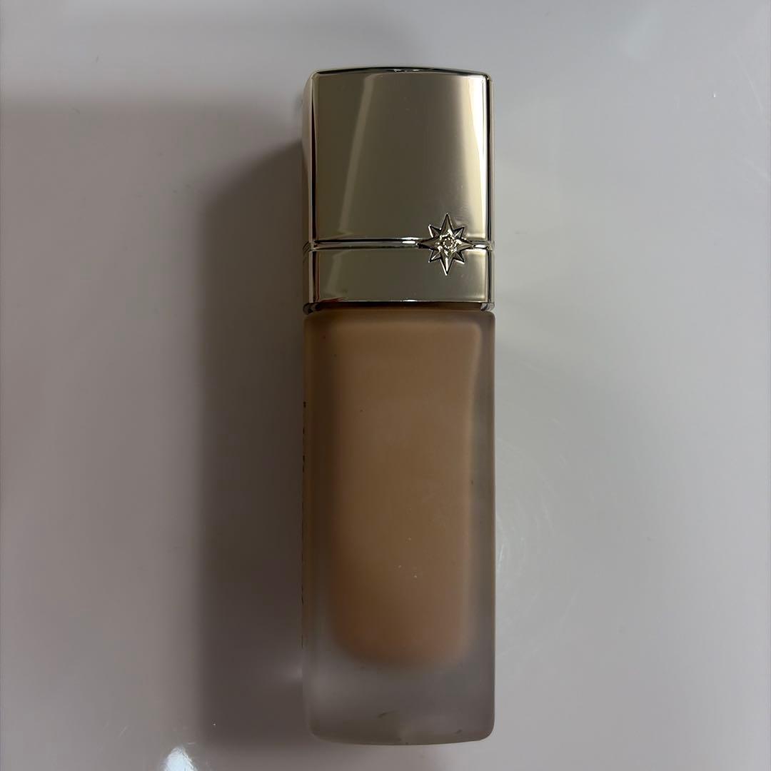 Diorプレステージ　ホワイト ル プロテクターUVルミエールBB01 30ml