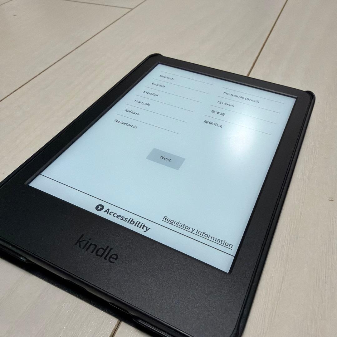 ほぼ新品　Kindle 11世代 ケース付き