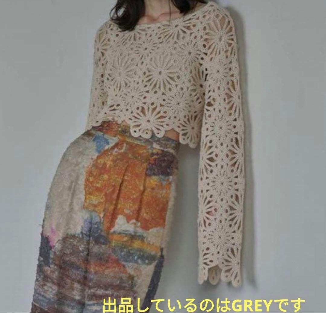 AMERI　MEDI FLOWER SAINT LACE TOP