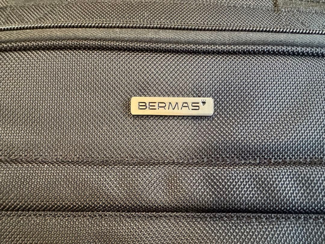 【未使用品☺︎】バーマスBERMAS ガーメントケース 60427ハンガーケース