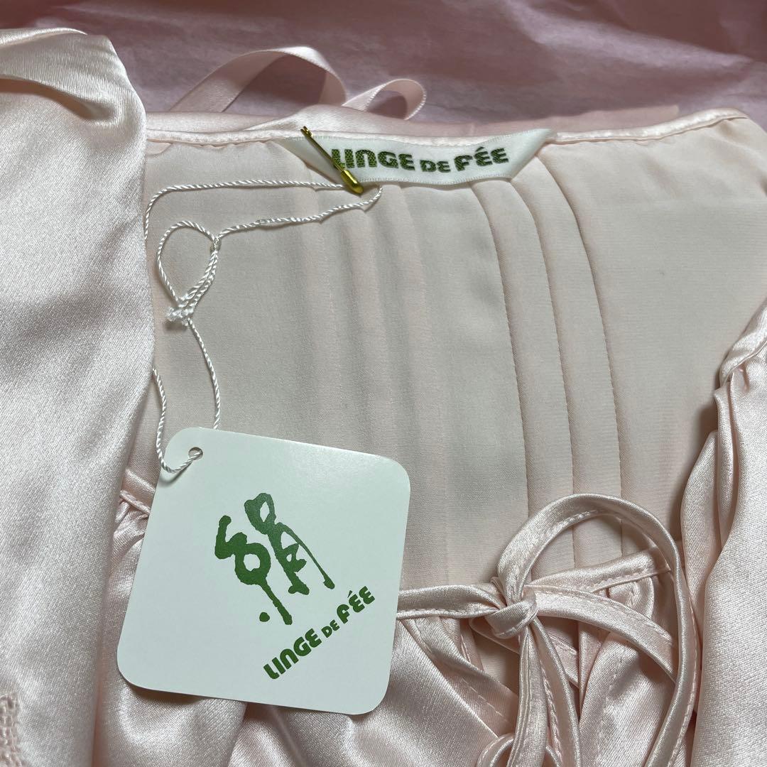 LINGE DE FÉE ピンクサテン フリルパジャマ