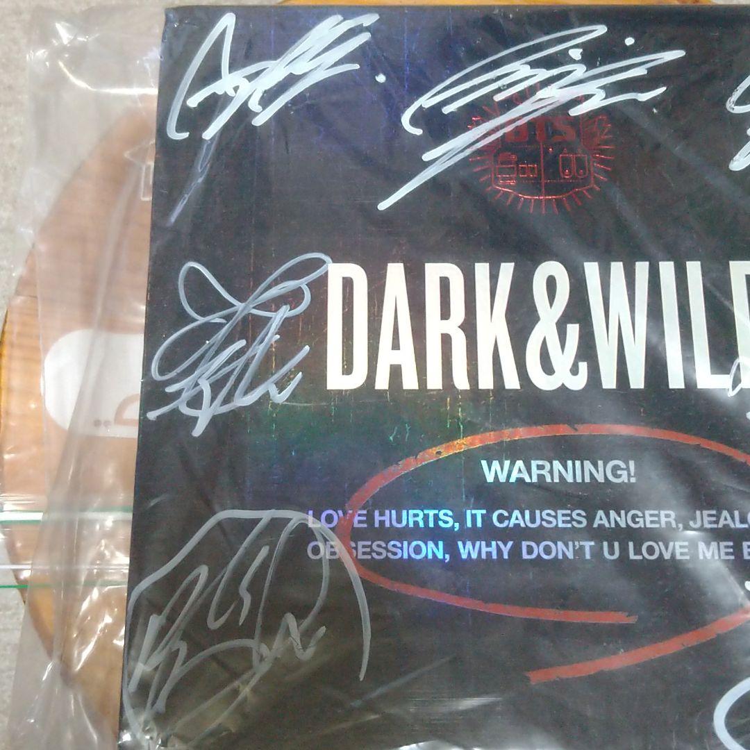 ★BTS DARK&WILD サイン入りCD